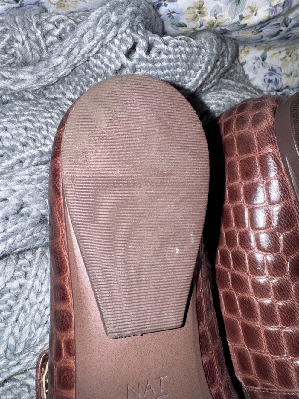 Naturalizer Brown Croc-Embossed Mary Jane Flats-like new - Picture 4 of 9
